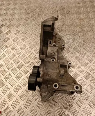 Volkswagen PASSAT B6 Fuel pump bracket 03L903143H