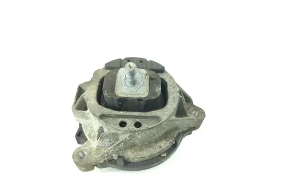 BMW 4 F36 Gran coupe Engine mount bracket 6787657