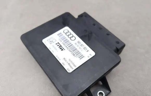 Audi A4 S4 B8 8K Hand brake control module 8K0907801N 8K0907801J A2C87253600