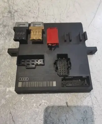 Audi A4 S4 B6 8E 8H Comfort/convenience module 8E0907279E