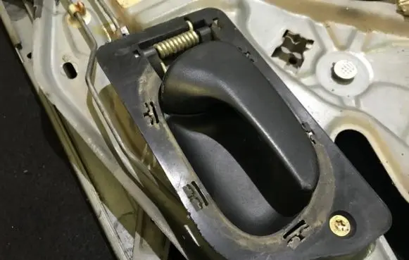 Renault Laguna I Rear door interior handle