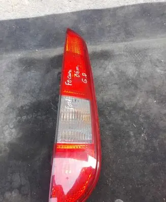 Ford Focus Rear/tail lights 4M5113N004