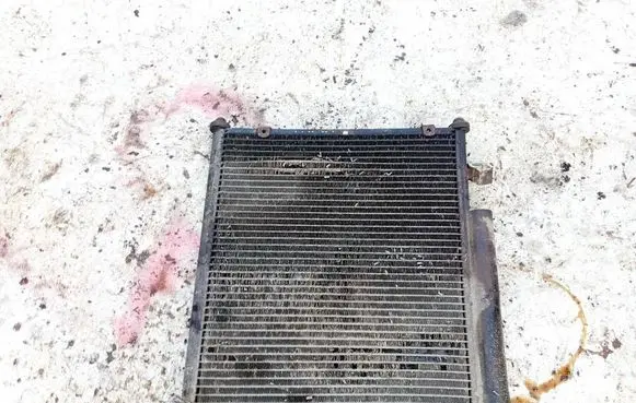 A/C cooling radiator (condenser)