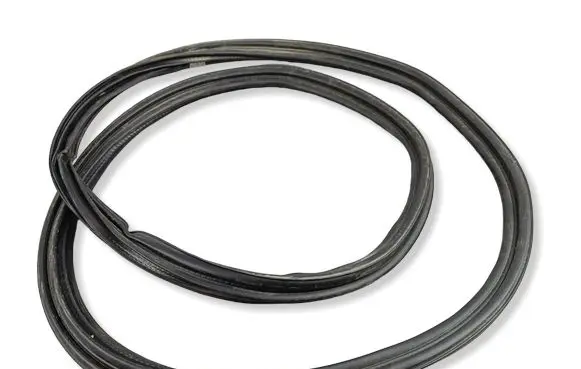 Nissan 370Z Loading door rubber seal (on body) 