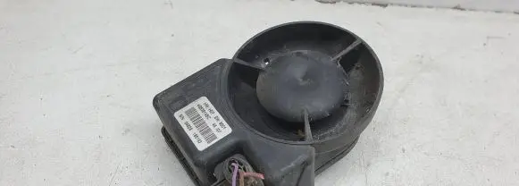 Volkswagen PASSAT B6 Horn signal 4S5361V5C 04828186163 1K0951605D