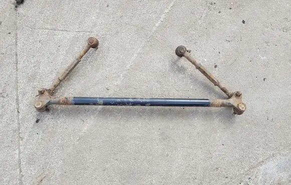 Nissan Terrano Steering tie rod 