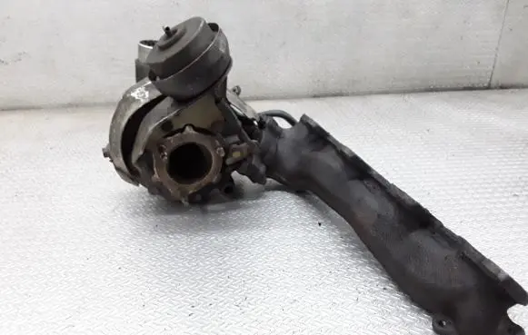 Toyota Corolla Verso AR10 Turbo 172010R010