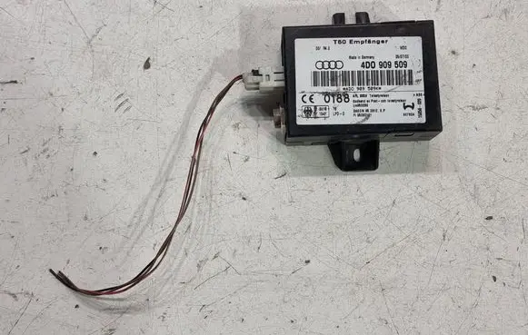 Audi A8 S8 D2 4D Auxiliary heating control unit/module 4D0909509