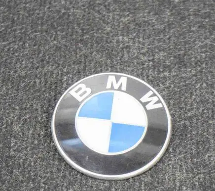 BMW 2 F22 F23 Manufacturers badge/model letters 8219237