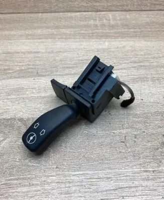 BMW X5 E53 Indicator stalk 8373901