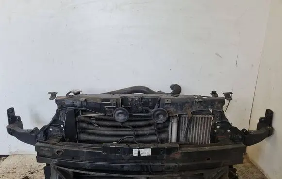 Hyundai i40 Radiator support slam panel RADIATORIUPANELE