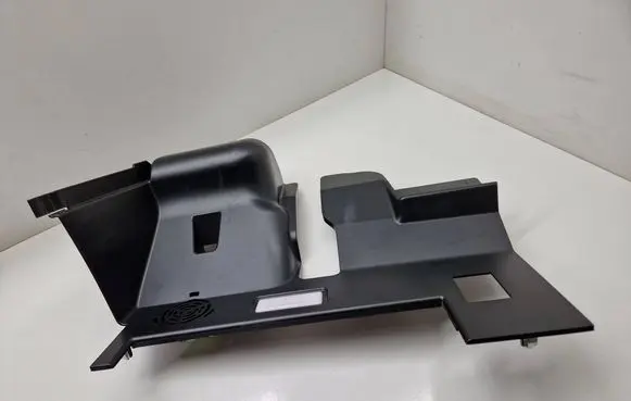 BMW i3 Dashboard lower bottom trim panel 9283030