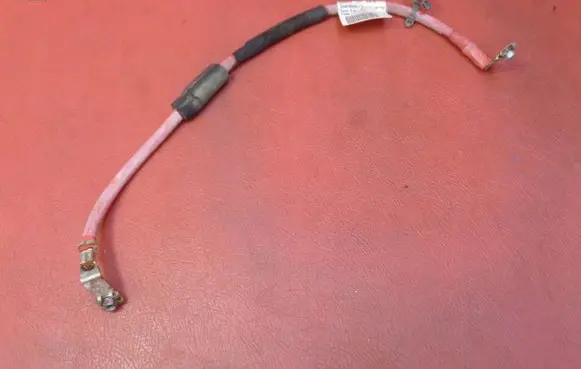Renault Trafic III (X82) Positive cable (battery) 240801846R