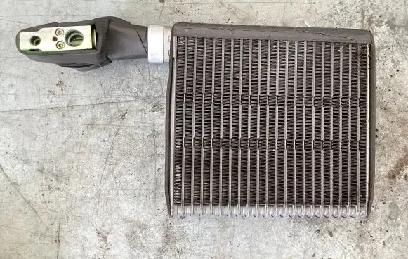 Air conditioning (A/C) radiator (interior)
