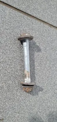 Mercedes-Benz C W204 Rear suspension camber bolt 