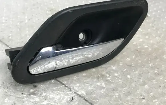 BMW 5 E60 E61 Rear door interior handle 7032925