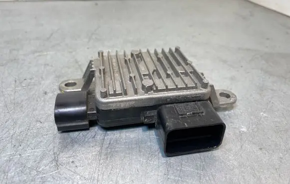 KIA Stonic Coolant fan relay 25385D9000