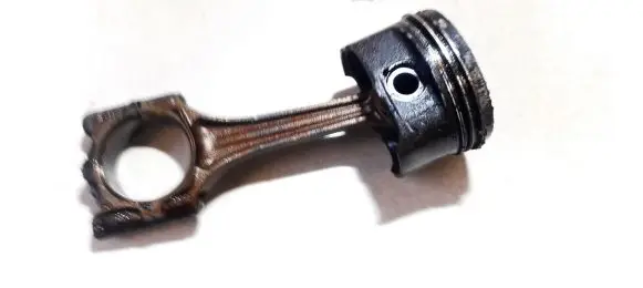 Piston with connecting rod