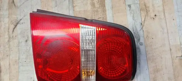 Volkswagen Touran I Rear/tail lights