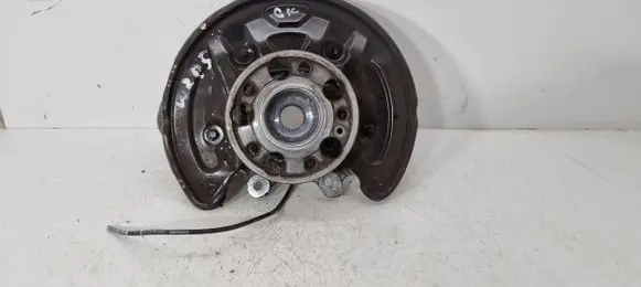 Mercedes-Benz E W213 Rear wheel hub A2133572500