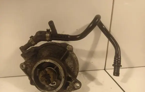 Audi A5 8T 8F Vacuum pump 057145100AF 700906110 2736088