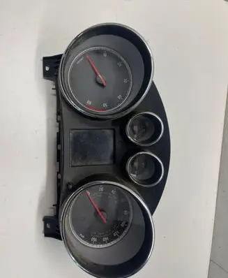 Opel Insignia A Speedometer (instrument cluster) 12844140