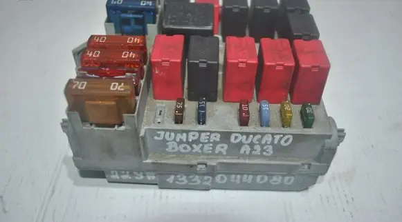 Fiat Ducato Fuse module 1332044080