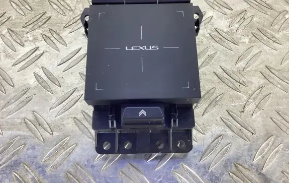Lexus UX Head unit multimedia control 8478076170 5501Z9N0142