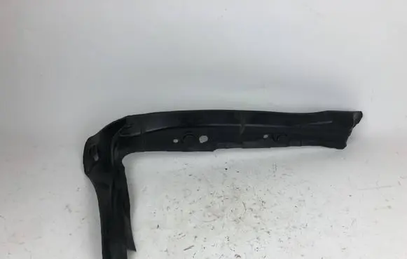 Audi RS5 Fender end trim 8T0821111A