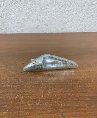 BMW X6 E71 Front fender indicator light 7267978 7171008