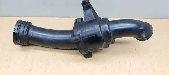 Mercedes-Benz S W221 Intake resonator A6421401087