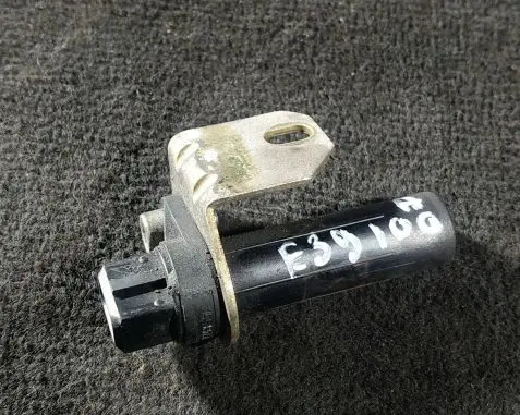 BMW 5 E39 Crankshaft position sensor