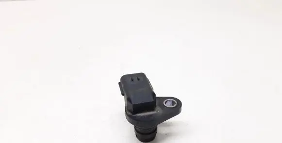 Volvo V70 Camshaft position sensor 8658495