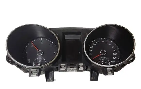 Volkswagen Golf VI Speedometer (instrument cluster) 5K0920862A