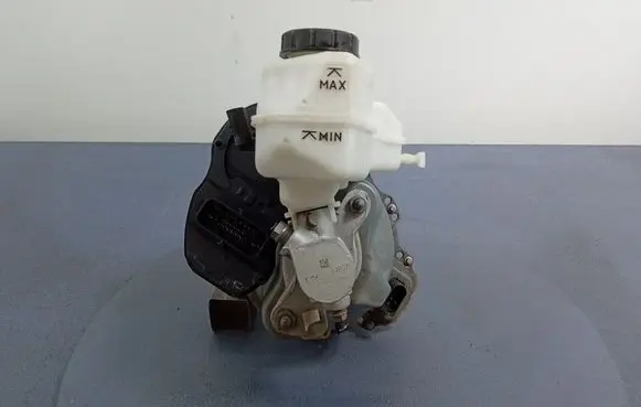 Volkswagen PASSAT B8 Brake booster 3Q1614105BK