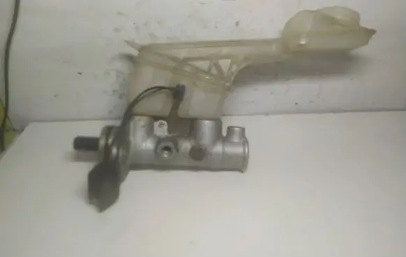 Mazda Premacy Master brake cylinder CB08