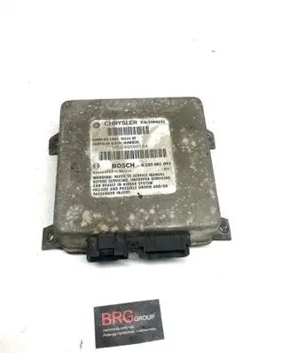 Chrysler Voyager Airbag control unit/module 19224AE 0285001093