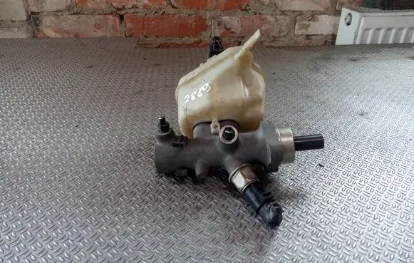 Volkswagen Touareg I Master brake cylinder 03350884921