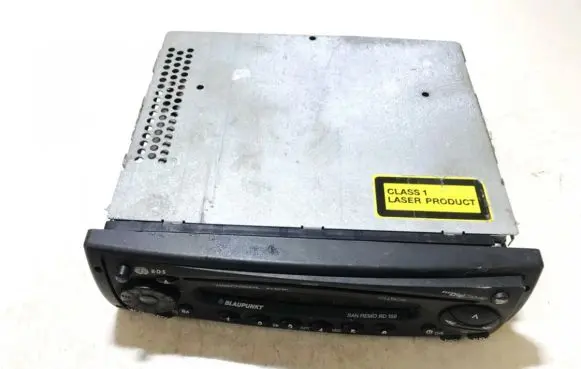 Mitsubishi Carisma Radio/CD/DVD/GPS head unit bp8550x2971594