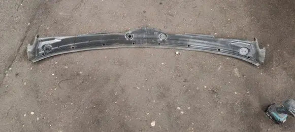 BMW X5 E53 Wiper trim 51718402642