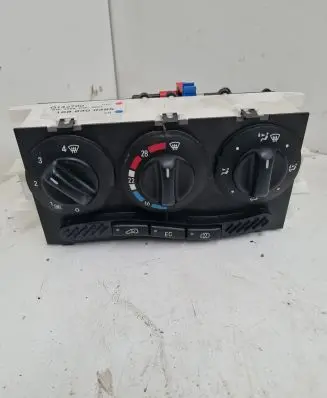 Mercedes-Benz A W168 Climate control unit 1688300485