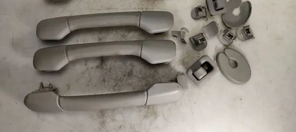 Lexus IS 220D-250-350 A set of handles for the ceiling 5746123030 5746133030