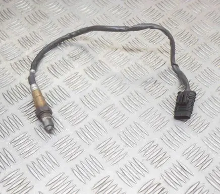 BMW 2 F22 F23 Lambda probe sensor 0258027103 8631047