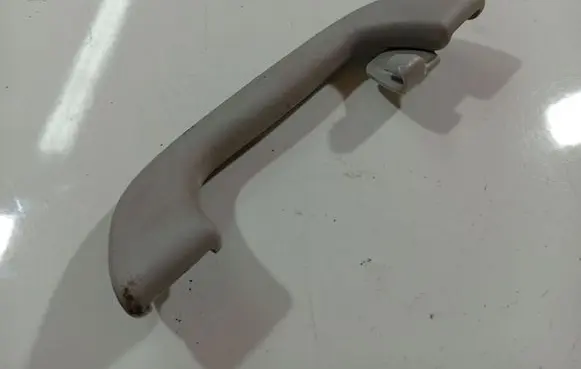 Mazda 3 I Rear interior roof grab handle