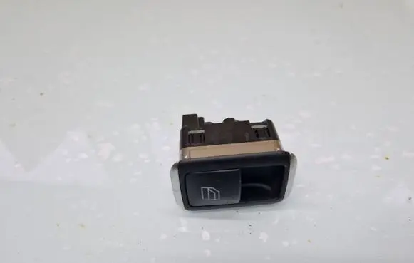 Mercedes-Benz C AMG W204 Electric window control switch A2049058202 10075077 10023290