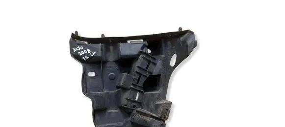 Volvo XC70 Front bumper mounting bracket 31214960