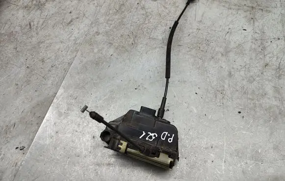 Renault Laguna II Front door lock