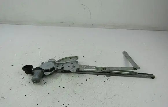 Suzuki Swift I Front door window regulator with motor 