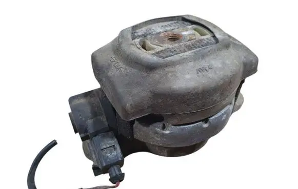 Audi A8 S8 D3 4E Engine mount bracket 4E0399151EH