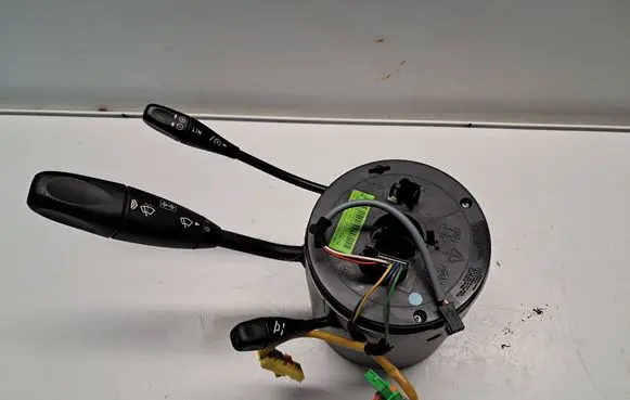 Mercedes-Benz CLK A209 C209 Airbag squib ring wiring A2094640218